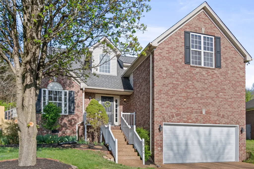 7825 Farmington Place Nashville TN 37221