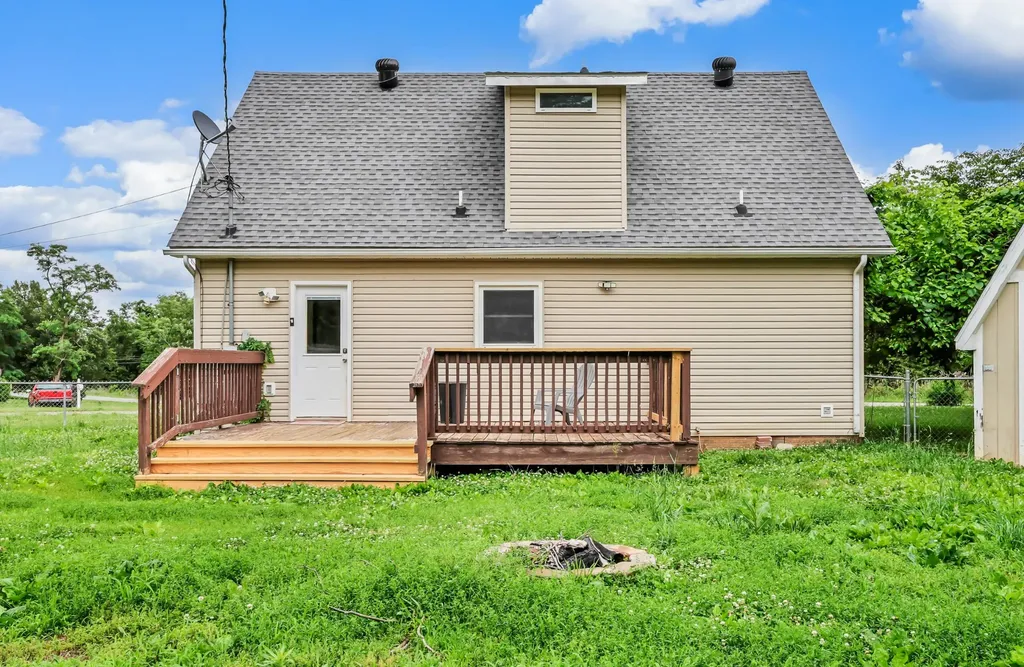 200 Jim Thorpe Drive Clarksville TN 37042