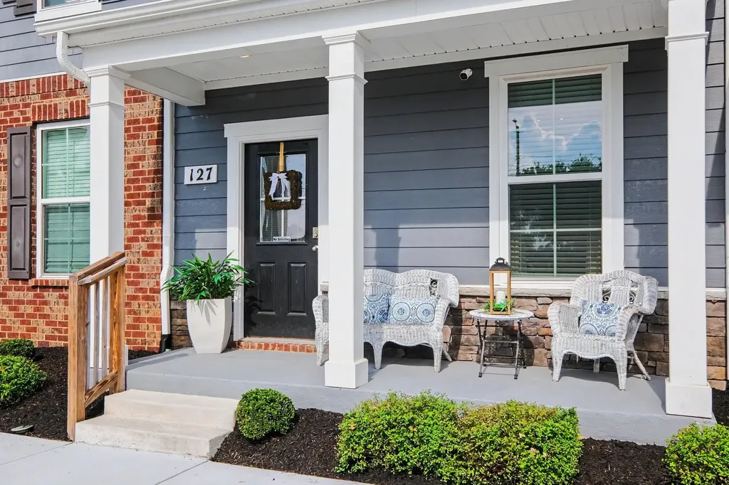 127 Grayson Circle Chapel Hill TN 37034