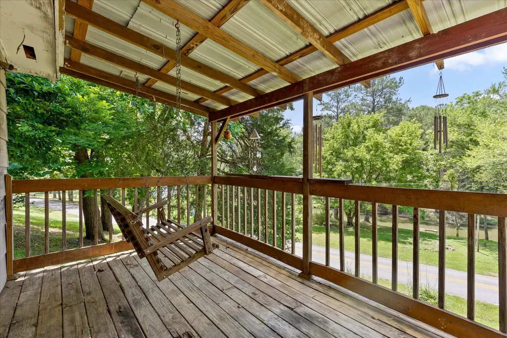 16211 Lakewood Drive Sale Creek TN 37373