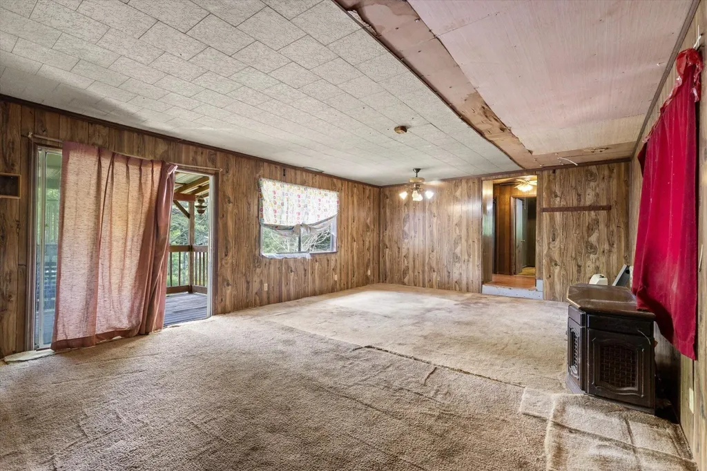 16211 Lakewood Drive Sale Creek TN 37373