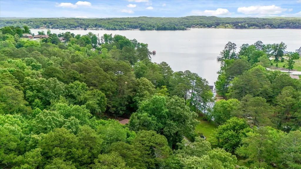 16211 Lakewood Drive Sale Creek TN 37373