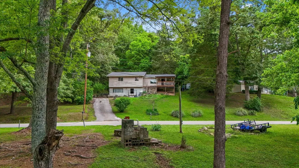 16211 Lakewood Drive Sale Creek TN 37373