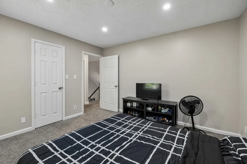 1036 Roedeer Drive Clarksville TN 37042
