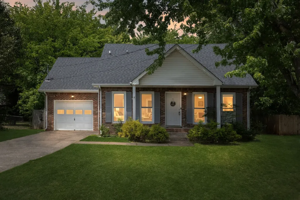 1036 Roedeer Drive Clarksville TN 37042