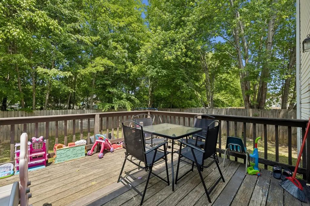1036 Roedeer Drive Clarksville TN 37042