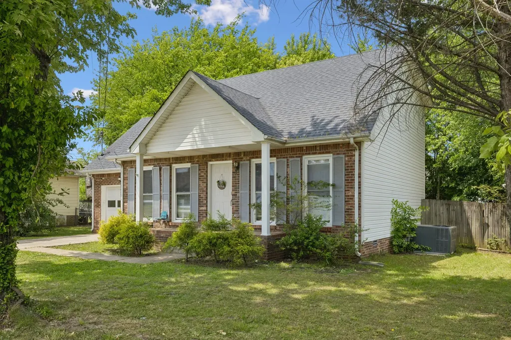 1036 Roedeer Drive Clarksville TN 37042