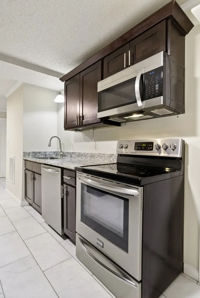 235 Savely Drive Hendersonville TN 37075