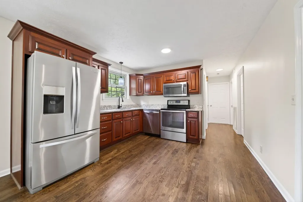 235 Savely Drive Hendersonville TN 37075
