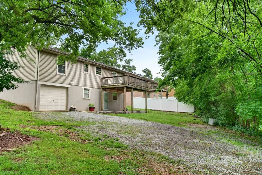 235 Savely Drive Hendersonville TN 37075