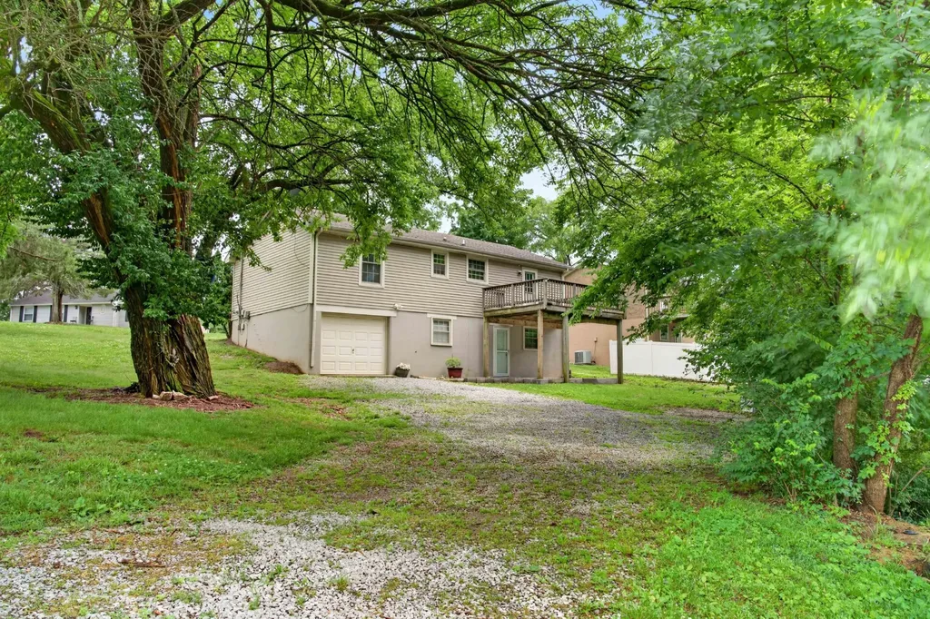 235 Savely Drive Hendersonville TN 37075