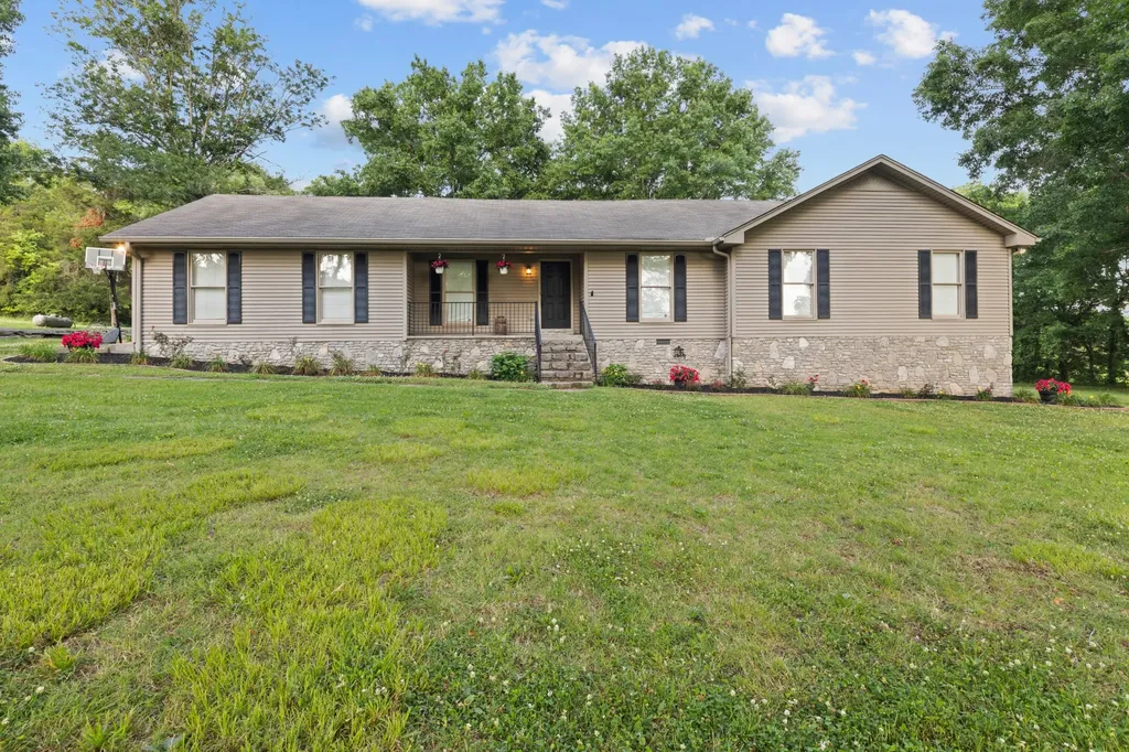 1267 Walnut Hill Road Lebanon TN 37090