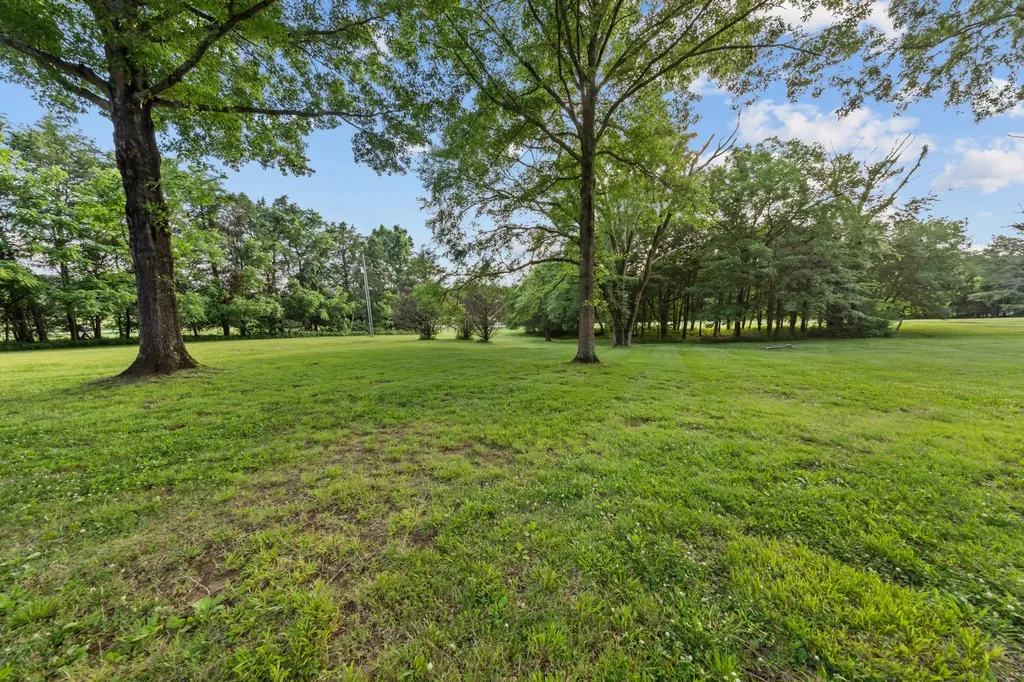 1267 Walnut Hill Road Lebanon TN 37090