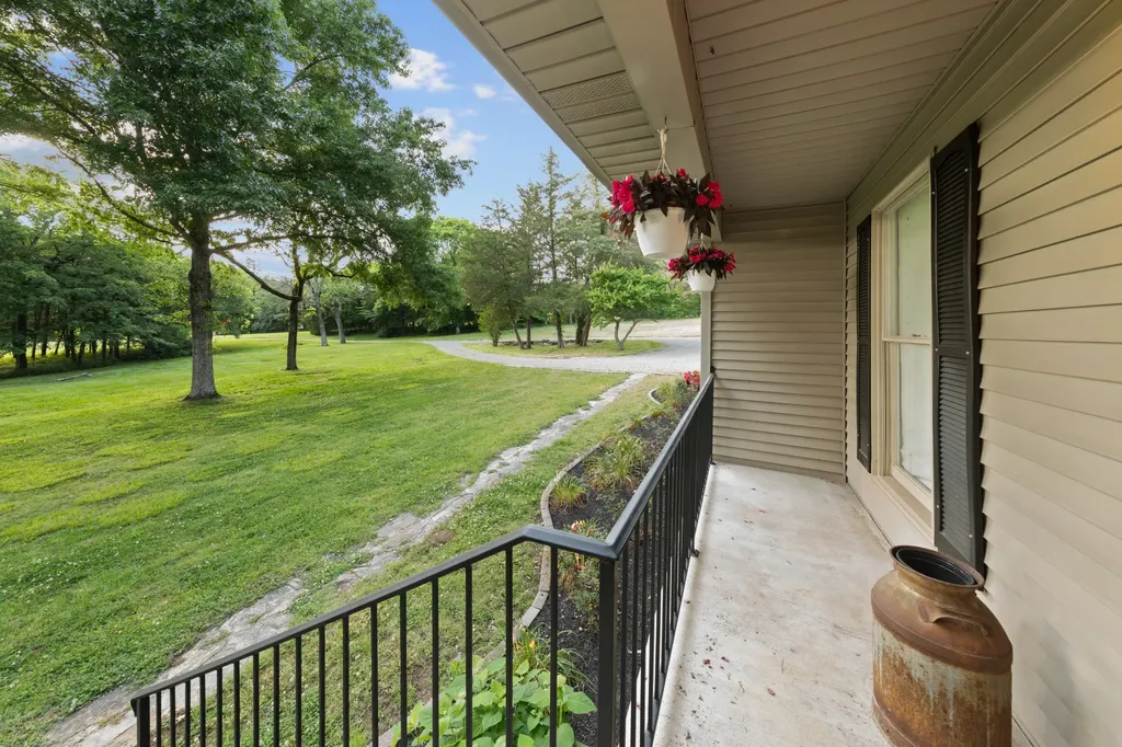1267 Walnut Hill Road Lebanon TN 37090