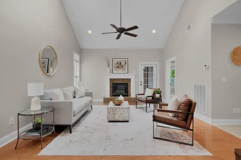 1151 Saddlebrook Drive Chattanooga TN 37405
