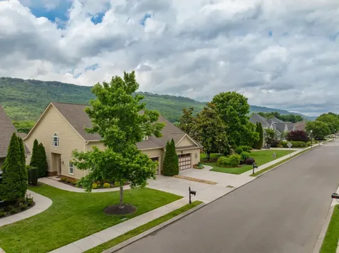 1151 Saddlebrook Drive Chattanooga TN 37405