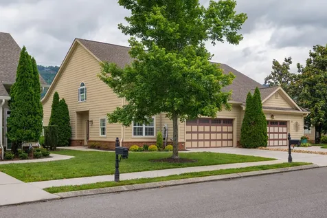 1151 Saddlebrook Drive Chattanooga TN 37405