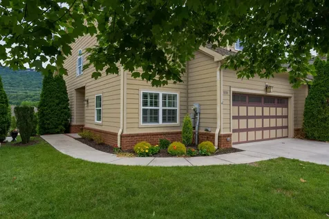 1151 Saddlebrook Drive Chattanooga TN 37405