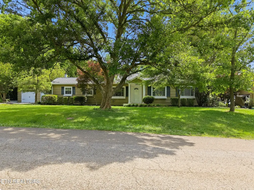 1312 Bradford Lane Knoxville TN 37919