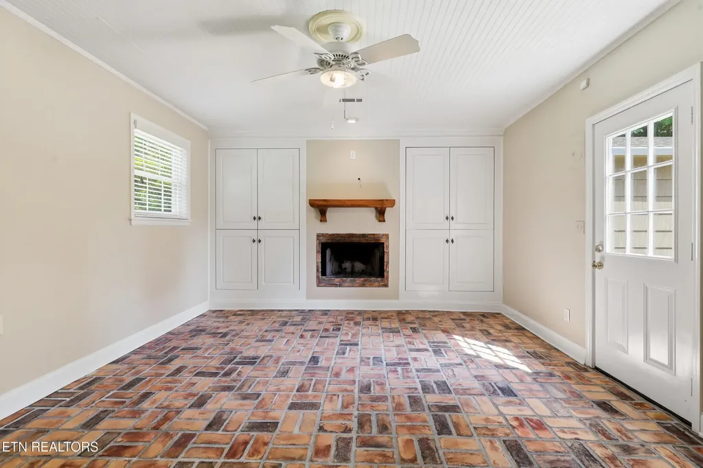 1312 Bradford Lane Knoxville TN 37919