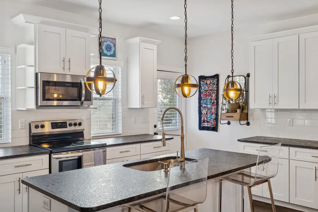844 Cherokee Avenue Nashville TN 37207