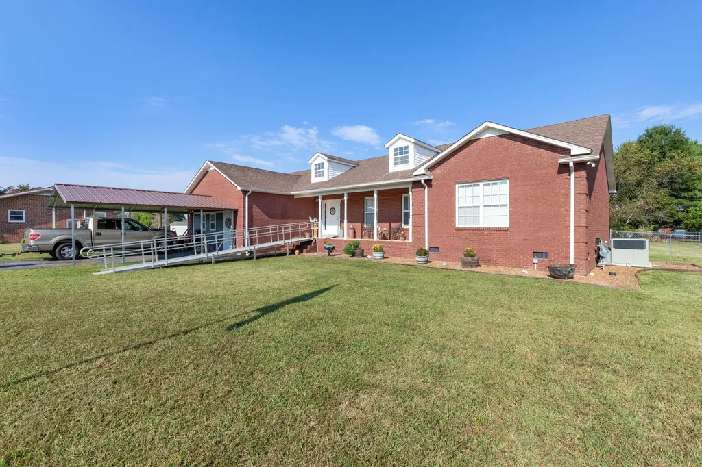 493 Maple Springs Road Manchester TN 37355