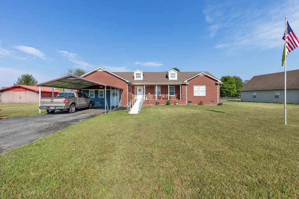 493 Maple Springs Road Manchester TN 37355