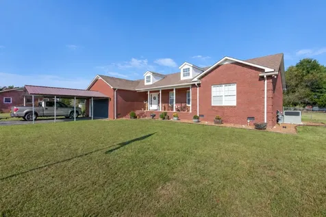 493 Maple Springs Road Manchester TN 37355