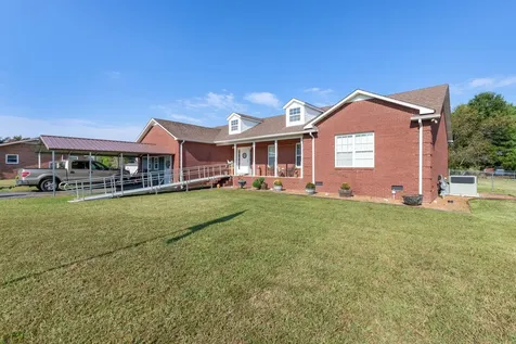 493 Maple Springs Road Manchester TN 37355