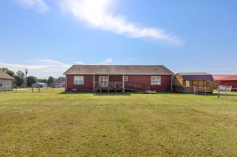 493 Maple Springs Road Manchester TN 37355
