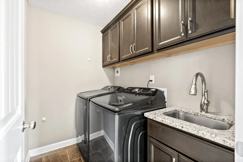 2831 Chatfield Drive Clarksville TN 37043