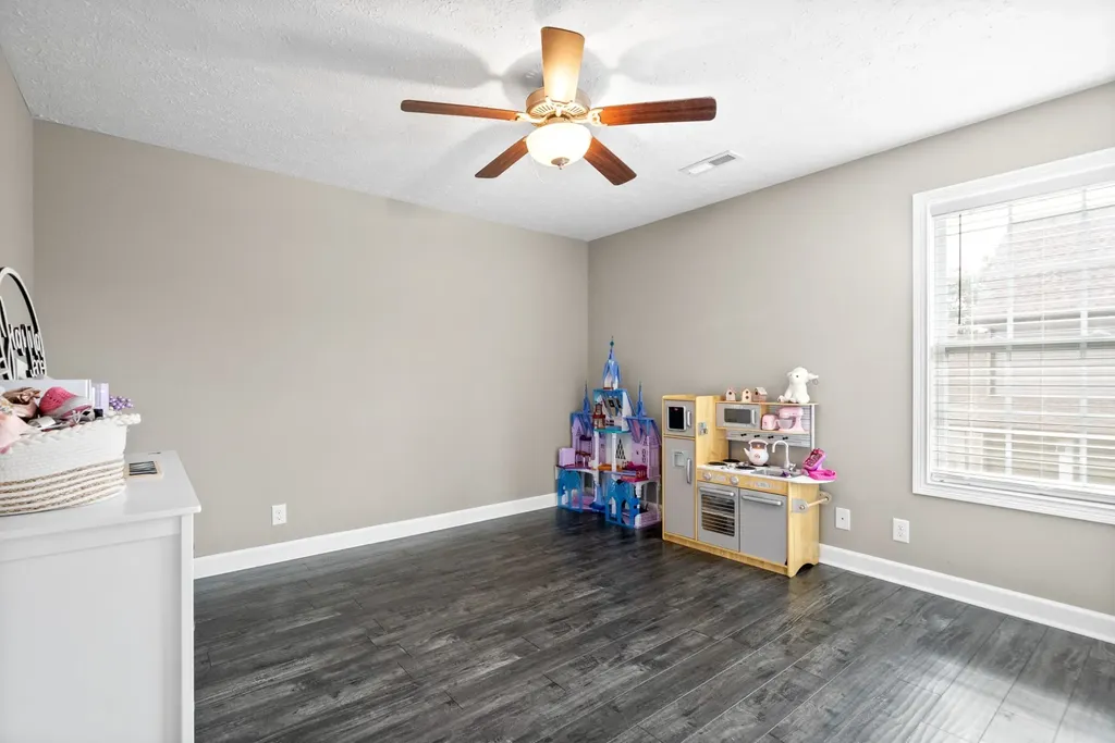 2831 Chatfield Drive Clarksville TN 37043