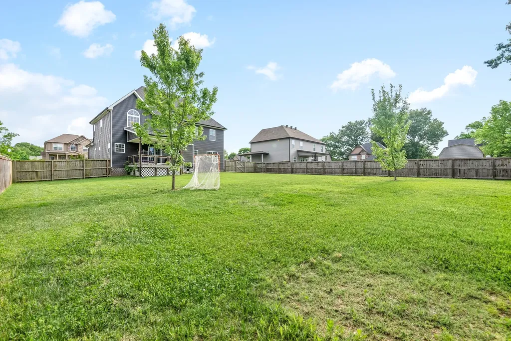 2831 Chatfield Drive Clarksville TN 37043