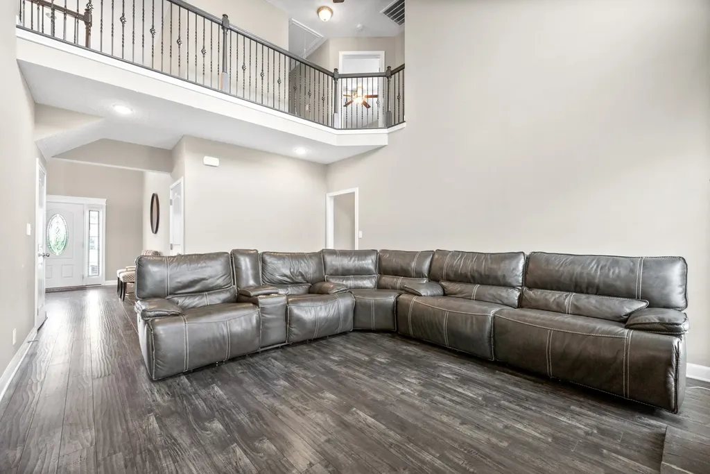 2831 Chatfield Drive Clarksville TN 37043