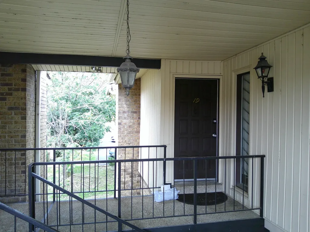 2116 Hobbs Road Nashville TN 37215