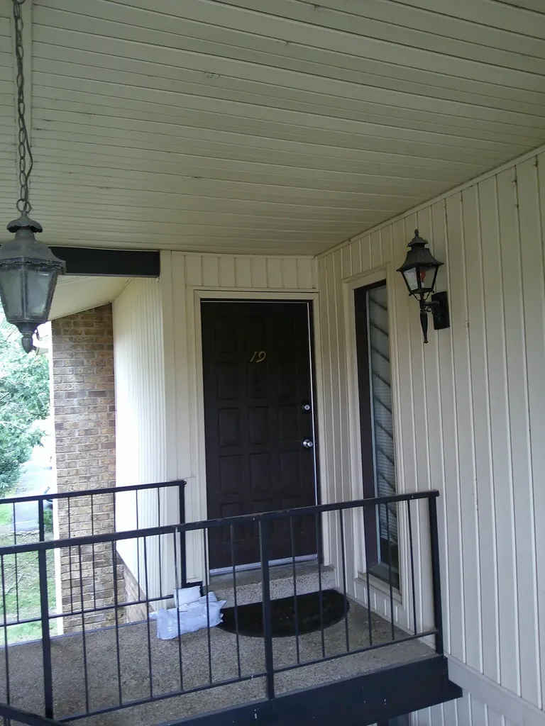 2116 Hobbs Road Nashville TN 37215