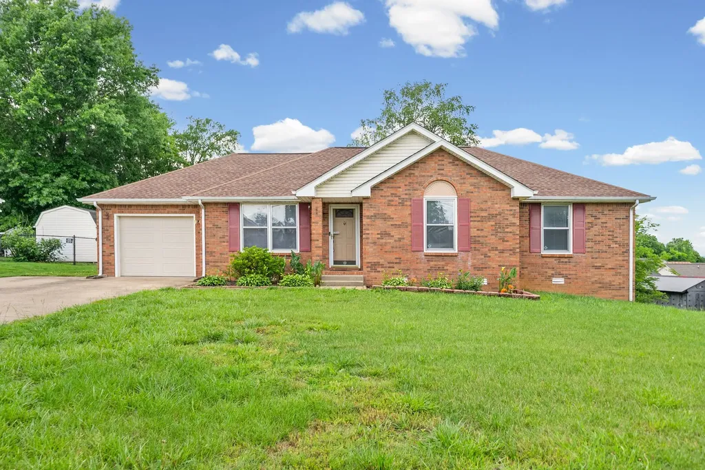 438 Kelsey Drive Clarksville TN 37042