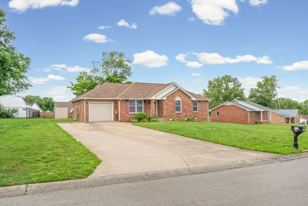 438 Kelsey Drive Clarksville TN 37042