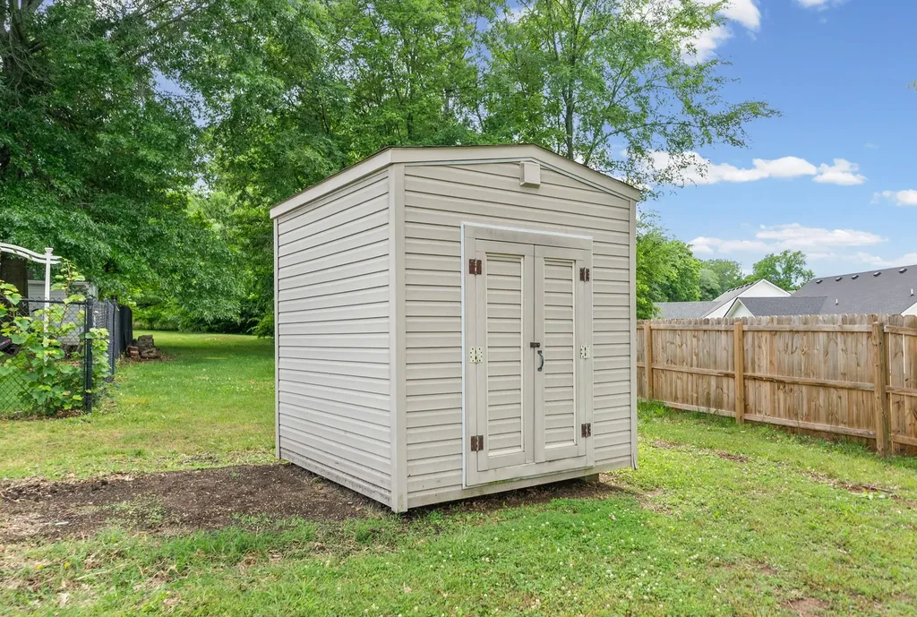 438 Kelsey Drive Clarksville TN 37042