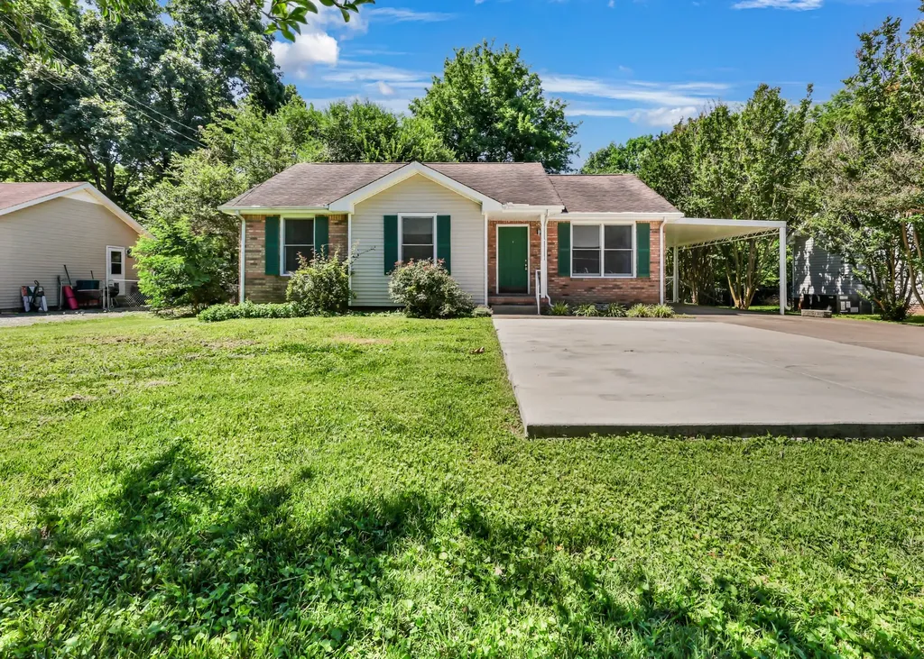 748 Needmore Road Clarksville TN 37040