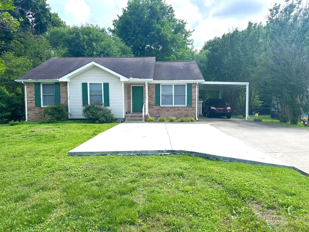 748 Needmore Road Clarksville TN 37040