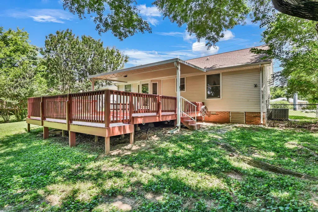 748 Needmore Road Clarksville TN 37040