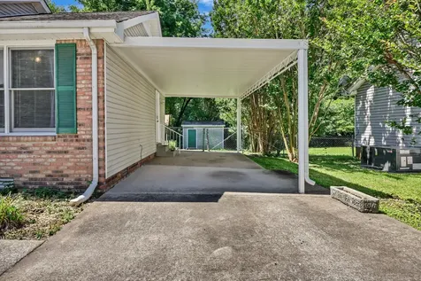 748 Needmore Road Clarksville TN 37040