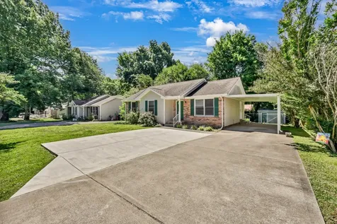 748 Needmore Road Clarksville TN 37040