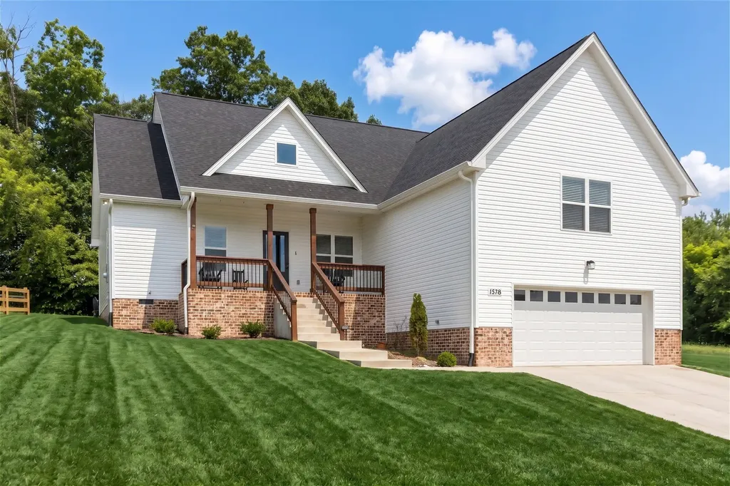 1578 Angus Way Greenbrier TN 37073