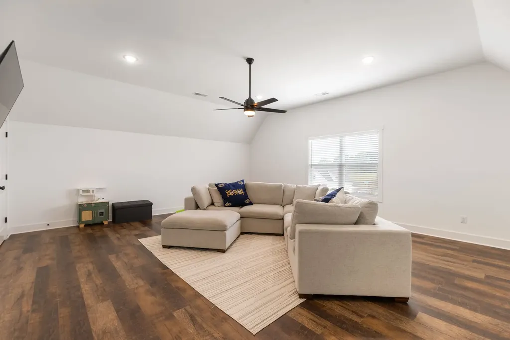 1578 Angus Way Greenbrier TN 37073