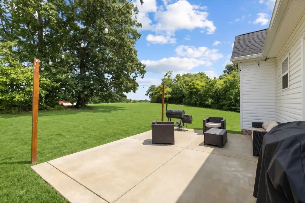 1578 Angus Way Greenbrier TN 37073