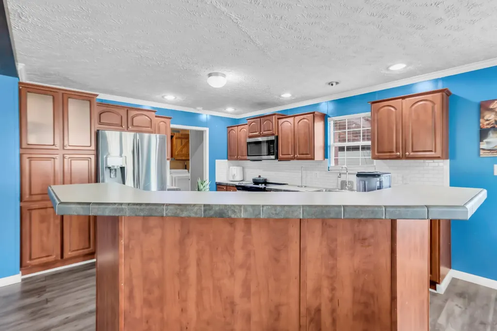 228 Oceanfront Cir, S Antioch TN 37013