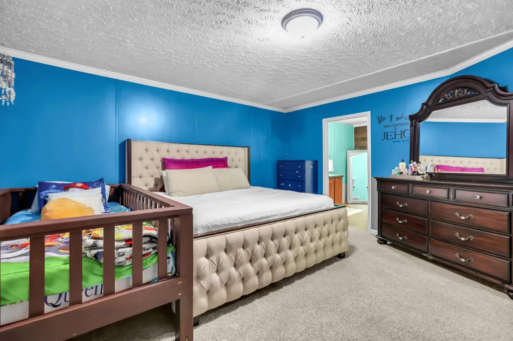 228 Oceanfront Cir, S Antioch TN 37013