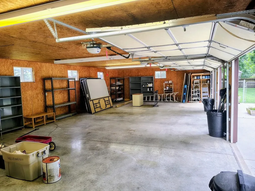100 April Lane Shelbyville TN 37160